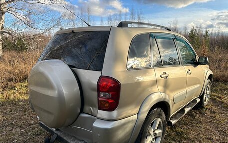 Toyota RAV4, 2004 год, 930 000 рублей, 2 фотография