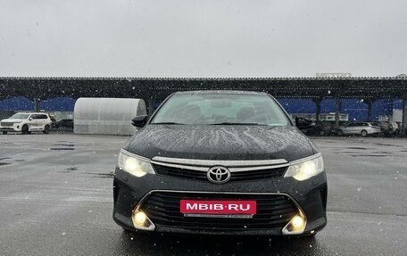 Toyota Camry, 2017 год, 2 100 000 рублей, 1 фотография