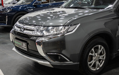 Mitsubishi Outlander III рестайлинг 3, 2015 год, 1 770 000 рублей, 3 фотография