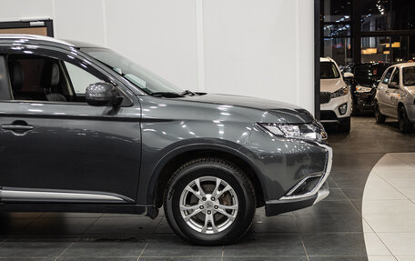 Mitsubishi Outlander III рестайлинг 3, 2015 год, 1 770 000 рублей, 5 фотография