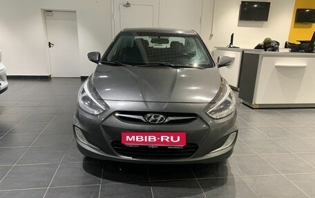 Hyundai Solaris II рестайлинг, 2013 год, 965 000 рублей, 2 фотография