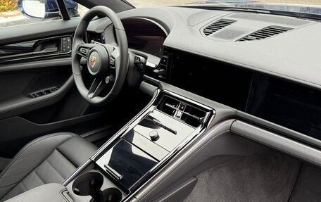 Porsche Panamera, 2024 год, 19 800 000 рублей, 24 фотография