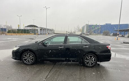 Toyota Camry, 2017 год, 2 100 000 рублей, 6 фотография