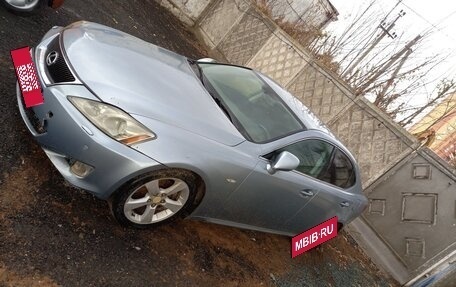 Lexus IS II рестайлинг 2, 2007 год, 900 000 рублей, 3 фотография