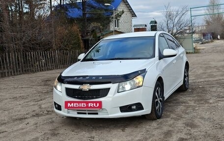 Chevrolet Cruze II, 2012 год, 830 000 рублей, 5 фотография