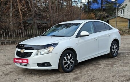 Chevrolet Cruze II, 2012 год, 830 000 рублей, 6 фотография