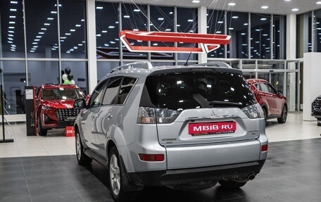 Mitsubishi Outlander III рестайлинг 3, 2008 год, 1 060 000 рублей, 8 фотография