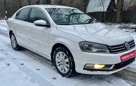 Volkswagen Passat B7, 2013 год, 1 120 000 рублей, 2 фотография