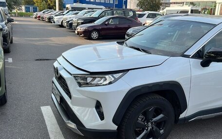 Toyota RAV4, 2022 год, 4 100 000 рублей, 5 фотография