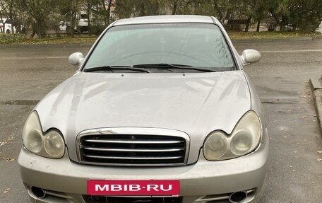 Hyundai Sonata IV рестайлинг, 2005 год, 370 000 рублей, 1 фотография