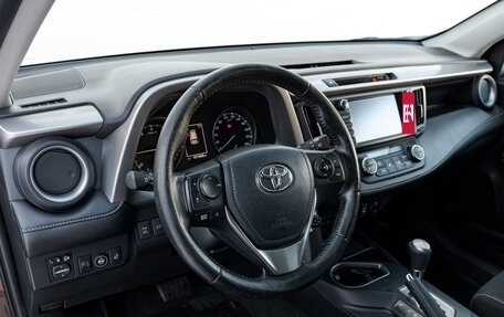 Toyota RAV4, 2017 год, 2 551 000 рублей, 14 фотография