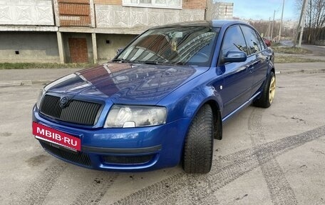 Skoda Superb III рестайлинг, 2004 год, 699 999 рублей, 4 фотография