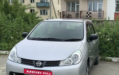 Nissan Wingroad III, 2011 год, 800 000 рублей, 2 фотография