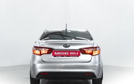 KIA Rio III рестайлинг, 2013 год, 890 000 рублей, 6 фотография