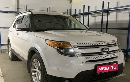 Ford Explorer VI, 2012 год, 1 529 000 рублей, 1 фотография