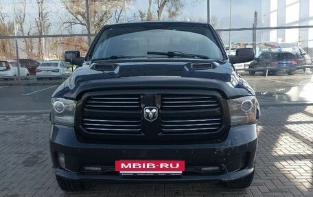 Dodge RAM IV, 2013 год, 2 650 000 рублей, 2 фотография