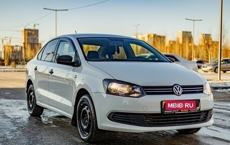 Volkswagen Polo VI (EU Market), 2014 год, 870 000 рублей, 1 фотография