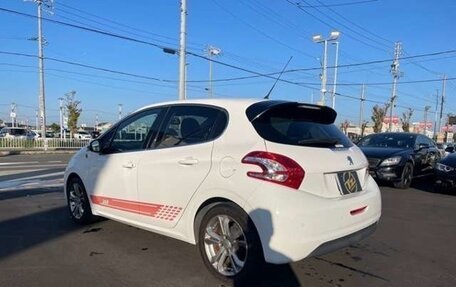 Peugeot 208 II, 2014 год, 560 016 рублей, 7 фотография