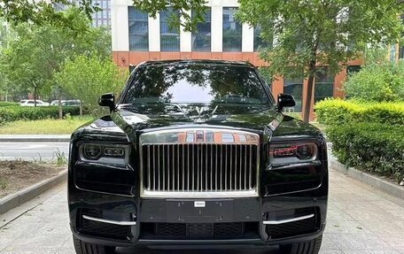 Rolls-Royce Cullinan, 2022 год, 36 333 000 рублей, 2 фотография