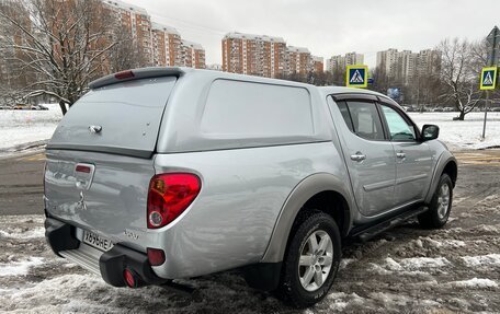 Mitsubishi L200 IV рестайлинг, 2014 год, 1 375 000 рублей, 4 фотография