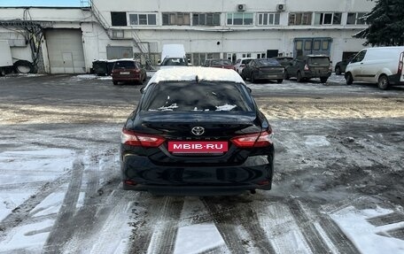 Toyota Camry, 2019 год, 2 350 000 рублей, 3 фотография