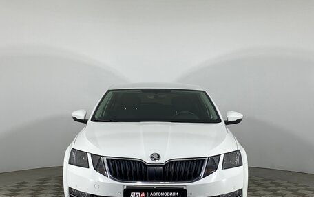 Skoda Octavia, 2019 год, 1 949 000 рублей, 2 фотография