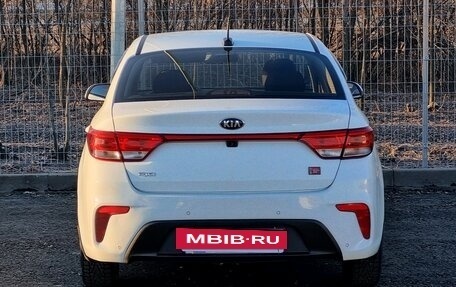 KIA Rio IV, 2018 год, 1 450 000 рублей, 6 фотография