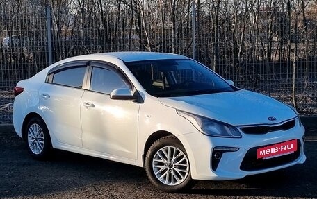 KIA Rio IV, 2018 год, 1 450 000 рублей, 4 фотография