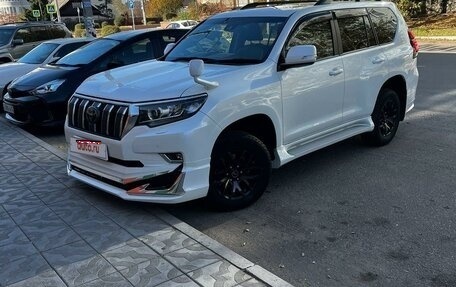 Toyota Land Cruiser Prado 150 рестайлинг 2, 2018 год, 4 250 000 рублей, 1 фотография