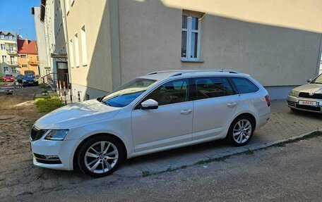 Skoda Octavia, 2019 год, 1 790 000 рублей, 5 фотография