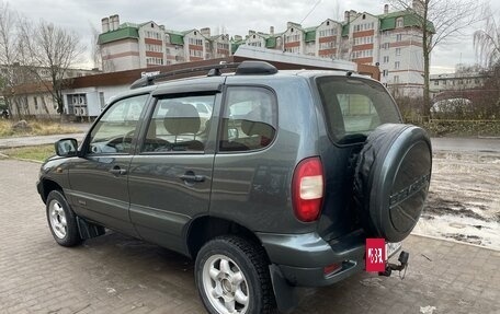 Chevrolet Niva I рестайлинг, 2006 год, 375 000 рублей, 3 фотография