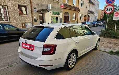 Skoda Octavia, 2019 год, 1 790 000 рублей, 8 фотография