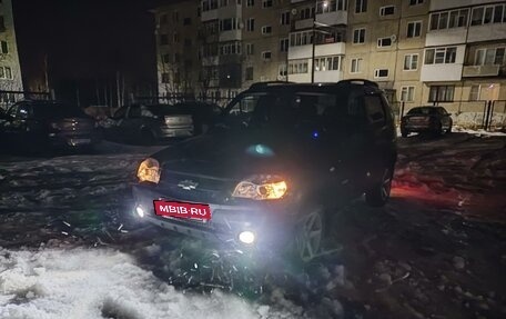 Chevrolet Niva I рестайлинг, 2011 год, 600 000 рублей, 3 фотография