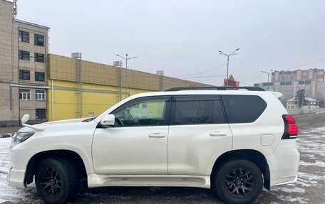 Toyota Land Cruiser Prado 150 рестайлинг 2, 2018 год, 4 250 000 рублей, 4 фотография