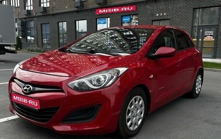 Hyundai i30 II рестайлинг, 2012 год, 900 000 рублей, 1 фотография