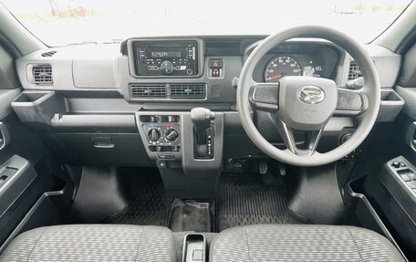 Daihatsu Hijet X, 2015 год, 588 488 рублей, 3 фотография