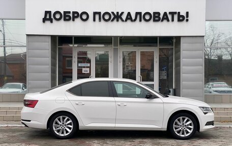 Skoda Superb III рестайлинг, 2016 год, 2 349 000 рублей, 4 фотография