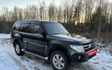 Mitsubishi Pajero IV, 2007 год, 1 580 000 рублей, 2 фотография