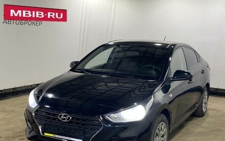 Hyundai Solaris II рестайлинг, 2019 год, 999 900 рублей, 3 фотография