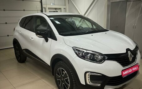 Renault Kaptur I рестайлинг, 2017 год, 1 522 000 рублей, 1 фотография