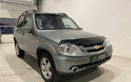 Chevrolet Niva I рестайлинг, 2010 год, 450 000 рублей, 2 фотография