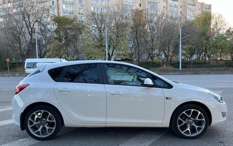 Opel Astra J, 2011 год, 835 000 рублей, 6 фотография