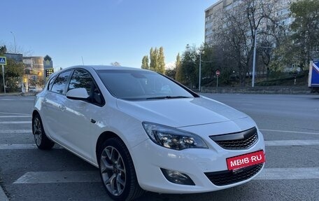 Opel Astra J, 2011 год, 835 000 рублей, 7 фотография