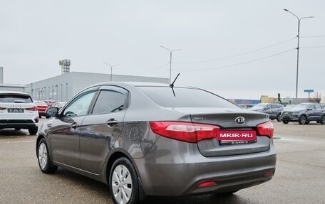 KIA Rio III рестайлинг, 2014 год, 930 000 рублей, 6 фотография