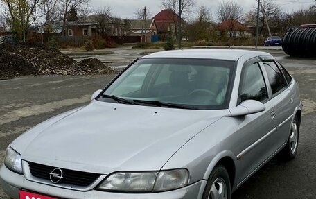 Opel Vectra B рестайлинг, 1998 год, 380 000 рублей, 1 фотография