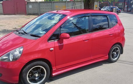 Honda Fit III, 2001 год, 550 000 рублей, 1 фотография