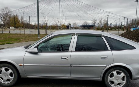 Opel Vectra B рестайлинг, 1998 год, 380 000 рублей, 3 фотография