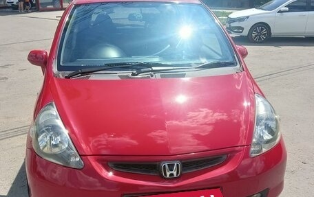 Honda Fit III, 2001 год, 550 000 рублей, 2 фотография