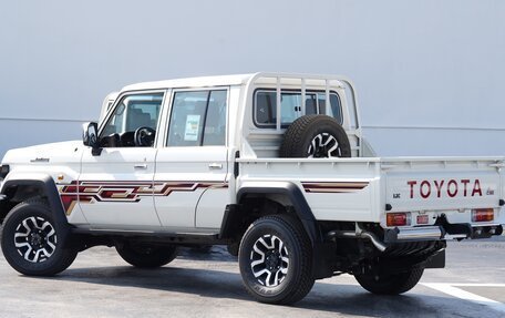 Toyota Land Cruiser 70, 2024 год, 8 690 000 рублей, 2 фотография