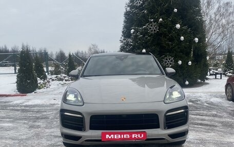 Porsche Cayenne III, 2022 год, 12 500 000 рублей, 2 фотография